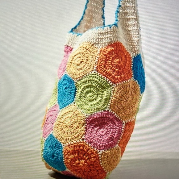 Urban Outfitters Colorblock Crochet Granny Square Crossbody Bag  NEW - Picture 3 of 6
